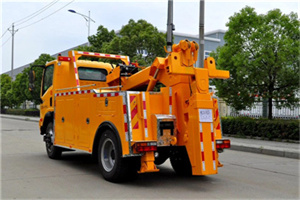 文圣区高速路拖车费