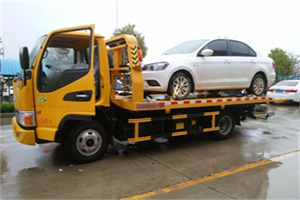 文圣区附近拖车救援24小时服务热线