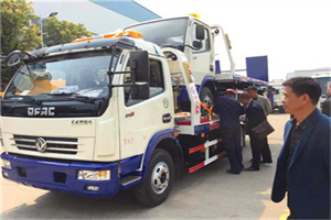 文圣区汽车道路救援拖车价格